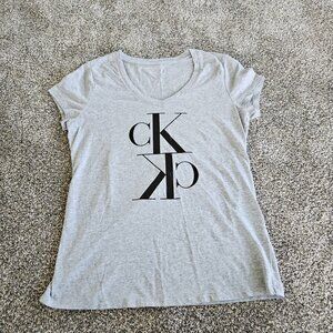 Ladies Calvin Klein  V-neck Tee shirt size Med.